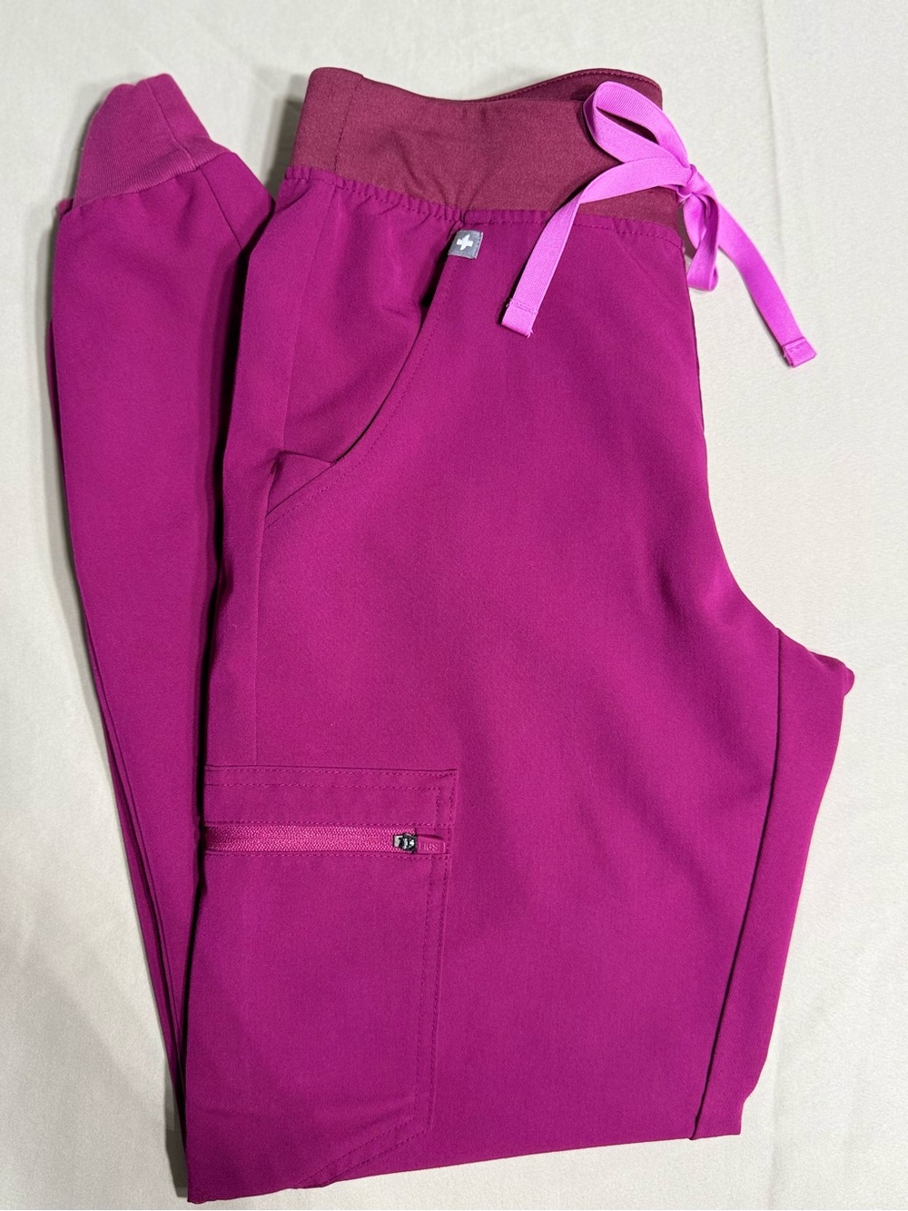 FIGS Zamora High Waisted Jogger Scrub Pants XS Regular Dark Magenta
